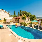 Dubrovnik Villa *