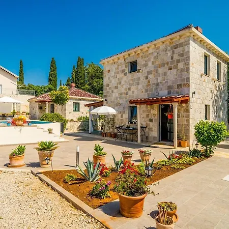Villa Dubrovnik *